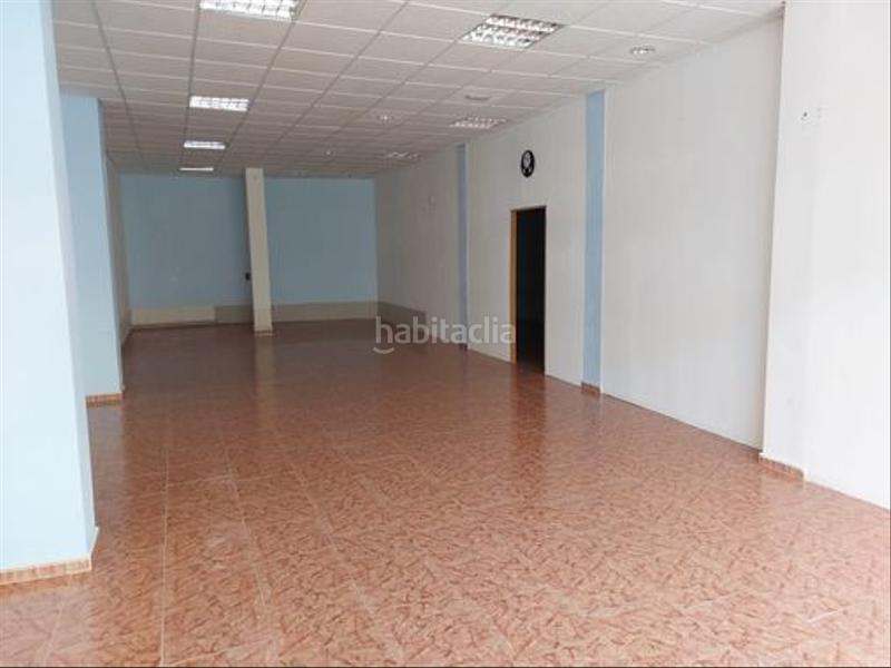 Foto b23e2c19-1d62-4983-b593-3c95e6d27c1c. Local commercial dans Yuncos