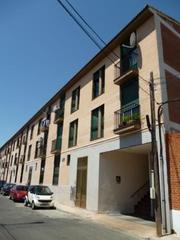 Appartement en Fuensalida. Vendo piso con patio