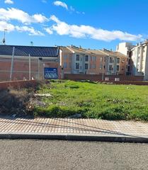 Terreny residencial a Fuensalida. Vendo solar en fuensalida. próximo a supermercados