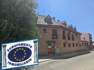 Appartement en Yuncos. Gran piso de 3 dormitorios y plaza de garaje en excelente zona d