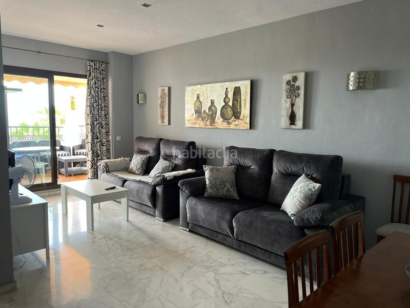 Foto 3be4c704-1087-4112-8a36-f508dea0bcf8. Alquiler apartamento alquiler 2 hab con vistas al mar en Torremolinos