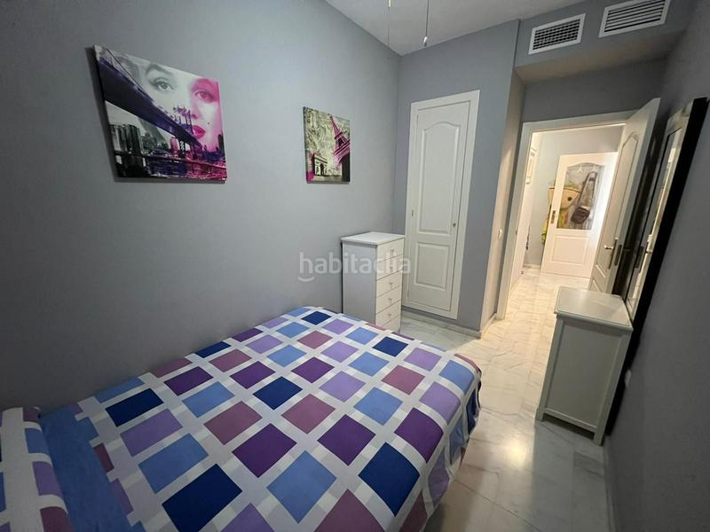 Foto 5b150f97-b722-47cf-beca-108b5d6af63e. Alquiler apartamento alquiler 2 hab con vistas al mar en Torremolinos