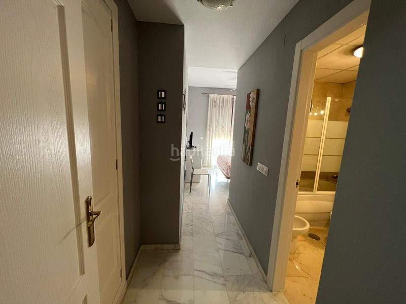 Foto 221ca0f7-e4dd-4d80-b8a4-d1483cfdd2f4. Location appartement avec piscine dans Loma de los Riscos Torremolinos