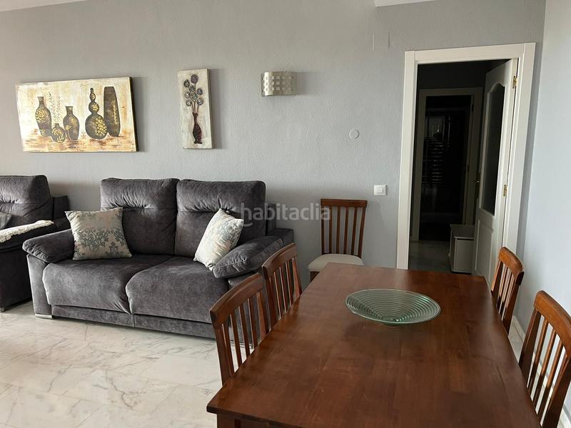 Foto 7f31b193-f8ce-4b64-ae96-cacc68d1de42. Location appartement avec piscine dans Loma de los Riscos Torremolinos