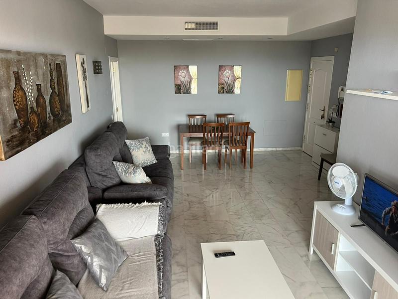 Foto b28e15d1-982c-46cc-8230-ad565066df8c. Location appartement avec piscine dans Loma de los Riscos Torremolinos