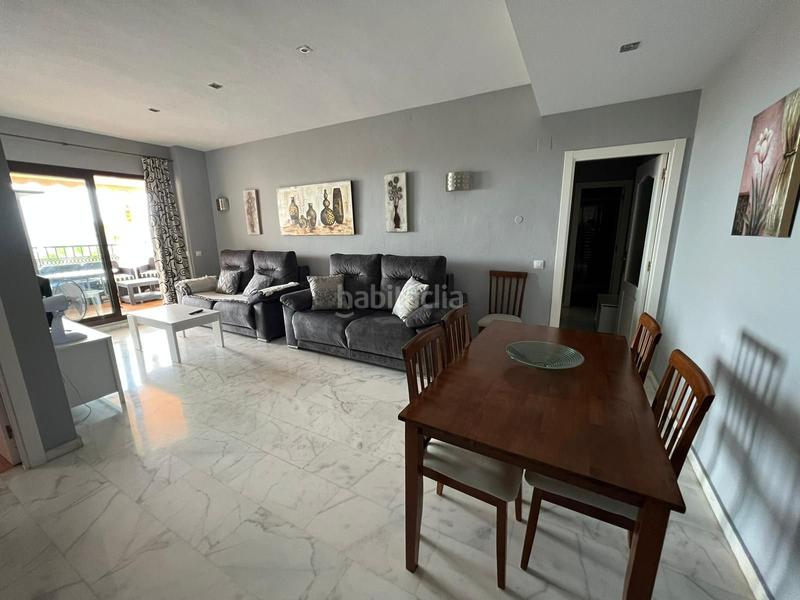 Foto 50bc7e80-44eb-474a-9fc3-f5d2608d531e. Miete appartement mit pool in Loma de los Riscos Torremolinos