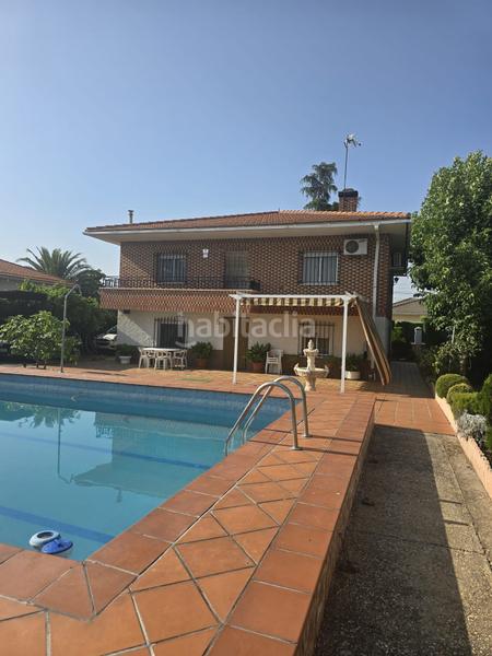 Foto 2b808469-a54a-423e-b762-ce430b26c208. Casa con riscaldamento piscina in Yuncos