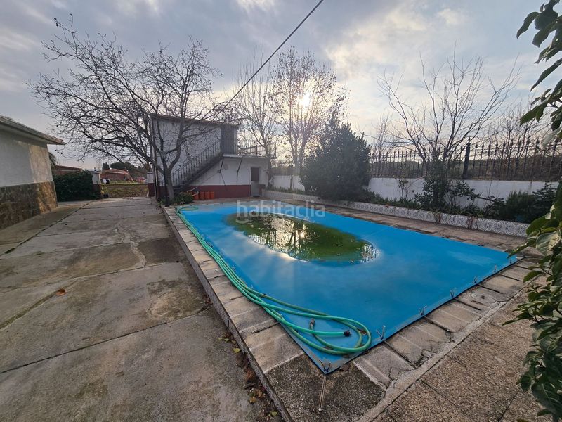 Foto 3d6c3743-f861-4a36-911e-a079f559dfaa. Casa amb calefacció aparcament piscina a Yuncos