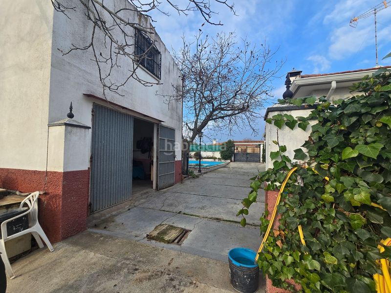 Foto 4ed7bd03-ba04-482e-b8a1-ac0a8ddc9be1. Casa amb calefacció aparcament piscina a Yuncos