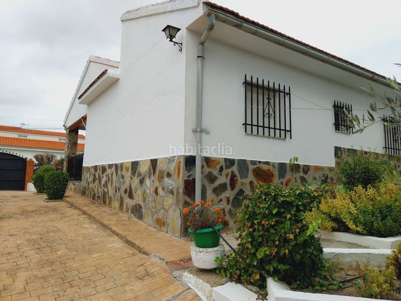 Foto 5de9fdc1-72fd-43ac-8e5e-b8febeb3e2bd. Casa a Cedillo del Condado