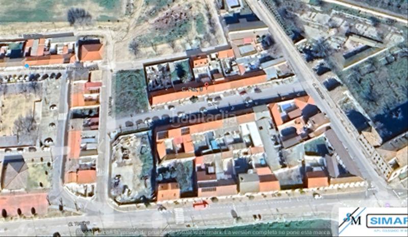 Foto a92a40bb-ebc4-49b5-b6f2-fd61e47c7de9. Casa  de pueblo en Barcience