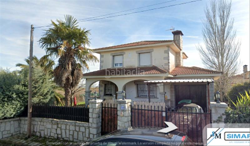 Foto b7079034-fc1a-47a8-9dfa-6b8f93a5d142. Chalet  individual en Camarena