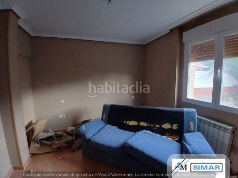 Foto 98a0ffb2-976d-4ddf-9214-42a19c9459b8. Casa adossada amb piscina a Nambroca