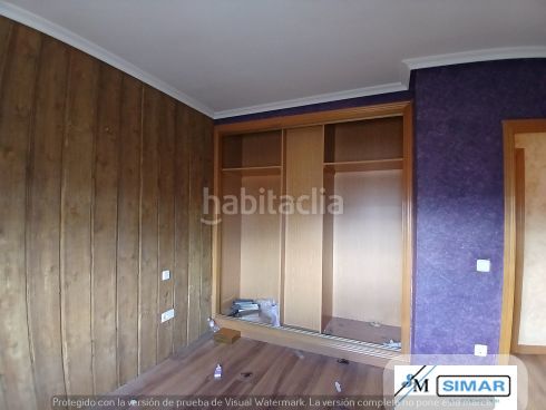 Foto f77c8830-5645-465f-b8be-56a33ddb9527. Casa adossada amb piscina a Nambroca