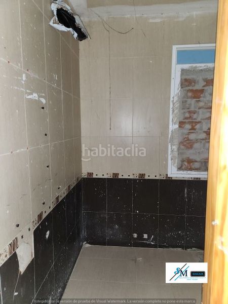 Foto 3b7de555-cef8-43af-9bcd-548d6ec23b10. Casa aparellada amb aparcament a Barcience