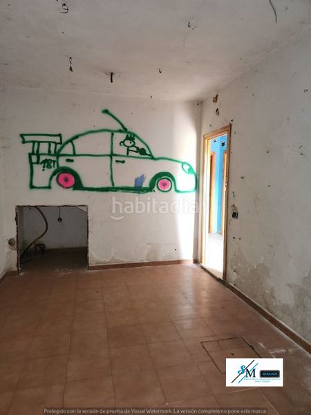 Foto d99a3c4e-4e37-4894-86f3-d0bdd857e90b. Casa aparellada amb aparcament a Barcience