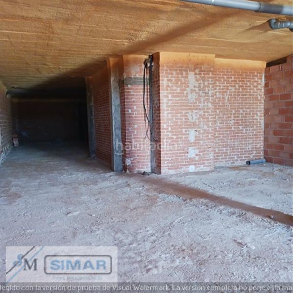 Foto 3c2e0686-900b-4a6d-aaa8-371835bdc1d6. Local commercial dans Recas