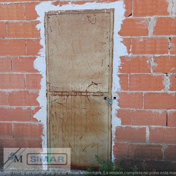 Foto 46b3f363-14ab-496d-80f8-c72e6674092b. Local commercial dans Recas