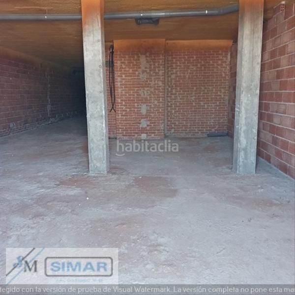Foto 702b72a0-edb8-4dfc-a8e0-2b7fc63042dc. Local commercial dans Recas