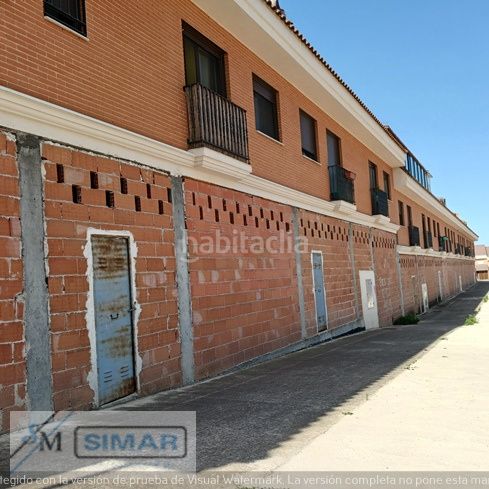 Foto 69e54dd5-da6b-46e3-87ef-e20abdf98560. Local comercial a Recas