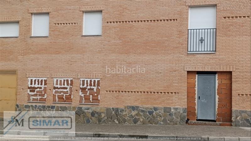 Foto fd3df0f3-55f8-4d47-b92b-5339f51852a9. Locale commerciale in Novés