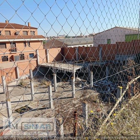 Foto dc1f953b-f8d6-44df-a28d-b362921c9419. Edifici a Recas