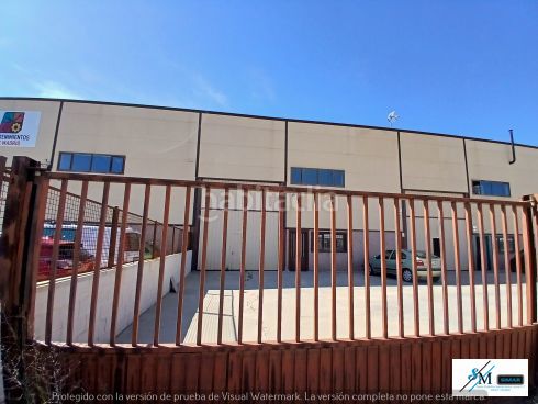 Foto c07cd936-79f0-420e-9608-d8fcb69adad9. Nau industrial a Santa María de Benquerencia Toledo