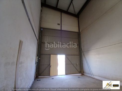 Foto e92cd6ff-d362-4c72-8579-b2ef5bac40dd. Nau industrial a Santa María de Benquerencia Toledo