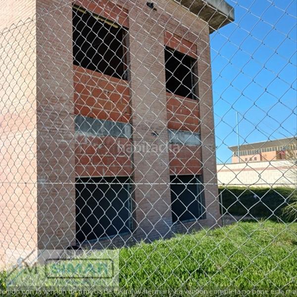 Foto 2e6d015e-065d-4e53-a297-a4f2df424397. Edifici a calle cañuelo 79 a Camarena