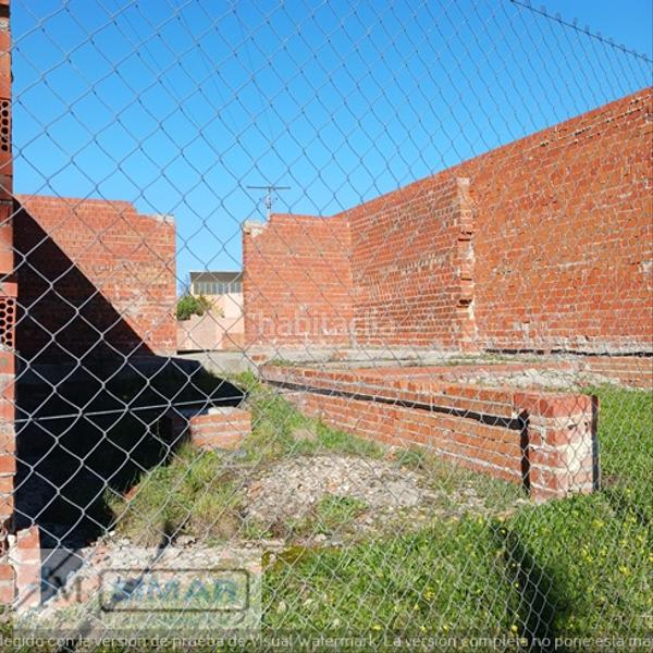 Foto 485c27fe-4c77-43e4-bbd7-b9ddceba2121. Edifici a calle cañuelo 79 a Camarena