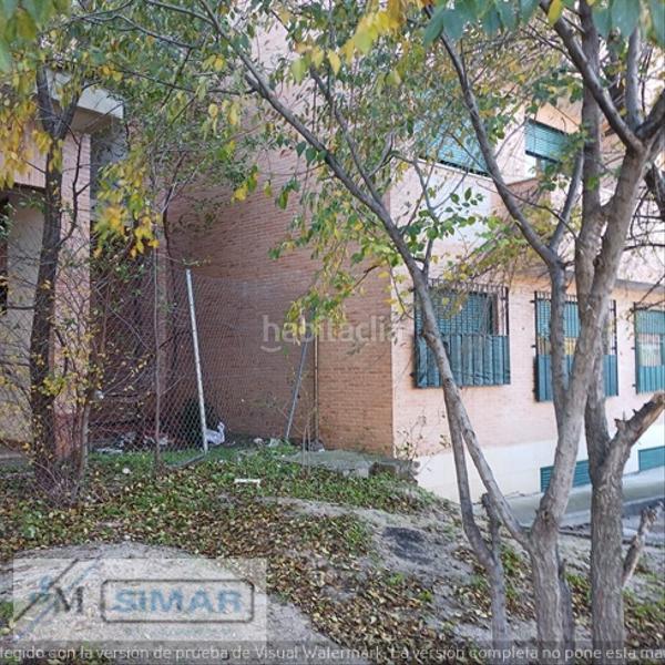 Foto acf2e395-57ec-40e0-b1b4-4a0bb2a43451. Edifici a calle cañuelo 79 a Camarena