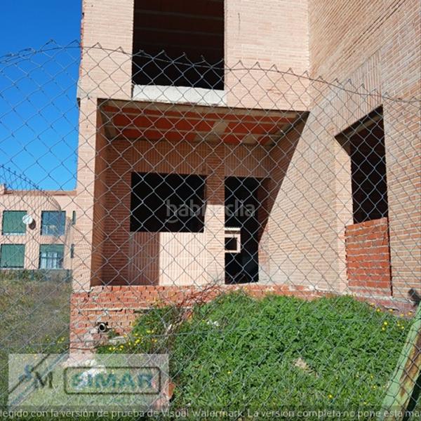 Foto d8549eaa-99e3-4376-a96d-baaf0b0b6a51. Edifici a calle cañuelo 79 a Camarena