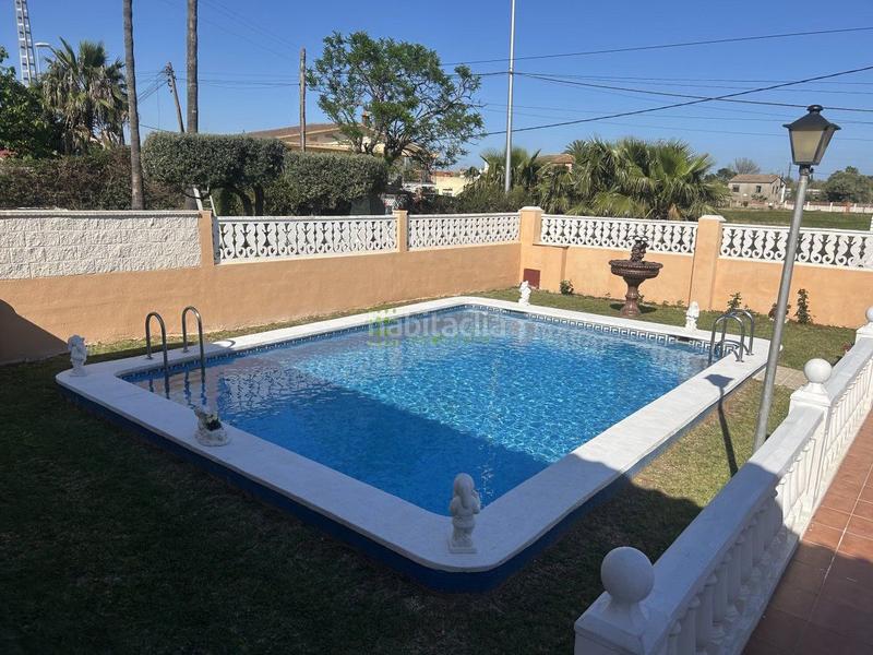 Foto 7b8cf8fd-bb24-4578-bf61-ab8793860a3d. Xalet amb calefacció aparcament piscina a El Grao Castellón de la Plana