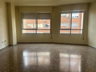 Pis  Casalduch. Piso en venta en carmelitas, 4 dormitorios.