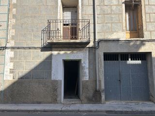 Casa  Mes avall 25. Casa en venta en torre endomenech, 4 dormitorios.