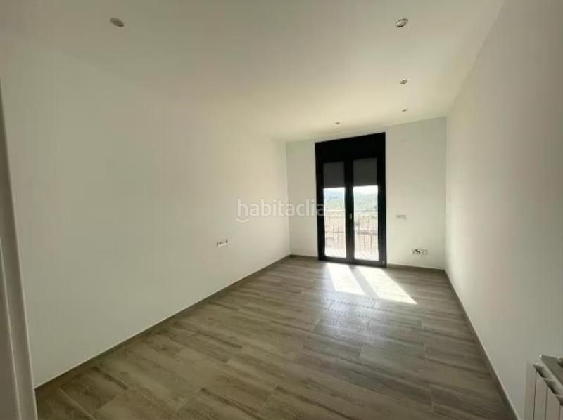 Foto 0c105c90-fdfe-47e5-8554-29d2e419eefa. Casa bifamiliare con riscaldamento parcheggio in Sant Muç Rubí