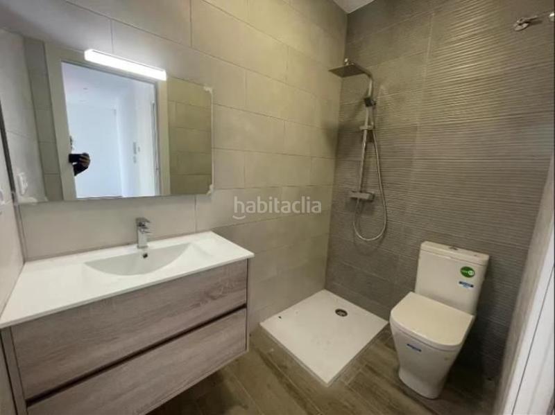 Foto b8c62ffd-511e-412b-b543-f14370e7b749. Casa pareada en Sant Muç Rubí