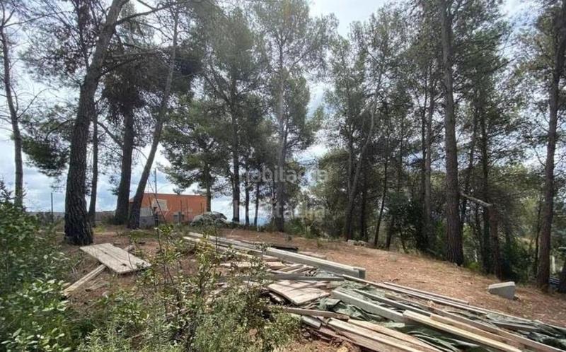 Foto 54127568-67f9-4753-812d-bbb571e1e40f. Terreny residencial a Castellnou-Can Mir-Can Solà Rubí