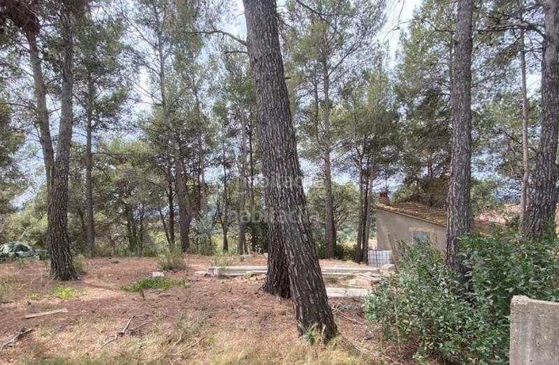 Foto c03ce09d-f026-43e6-aab3-04b18cbfb4f0. Terreny residencial a Castellnou-Can Mir-Can Solà Rubí