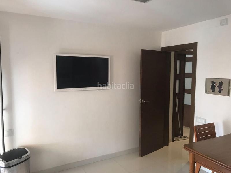 Foto 13998f43-a6e3-484a-a7a7-b1c987990b57. Duplex with heating in Centre Rubí