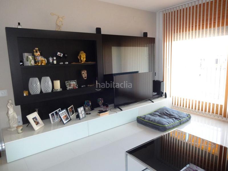 Foto 2165dad7-1d79-4abf-979e-d7604a122af0. Duplex with heating in Centre Rubí