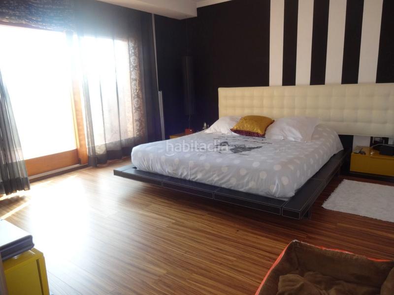 Foto 3dc94461-7afe-4914-8a6c-2c5e47aa3835. Duplex with heating in Centre Rubí