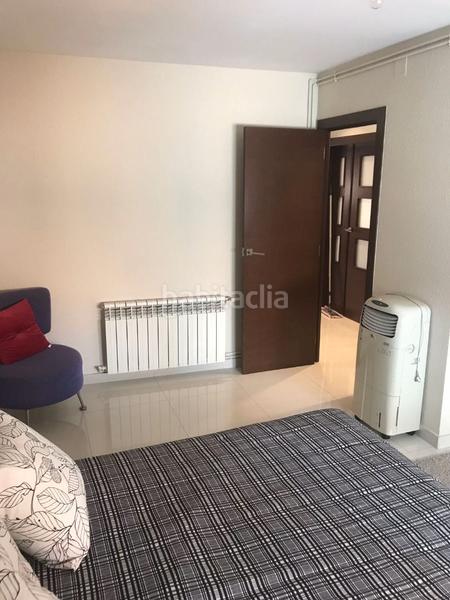 Foto 4d8c8539-64d5-4ac8-af5d-caf019aaa545. Duplex with heating in Centre Rubí