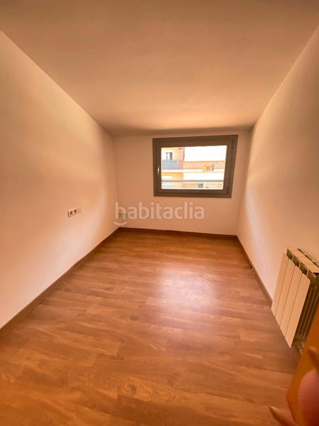 Foto da41c7ef-6a74-441e-9a3c-17022a14387f. Dúplex amb calefacció aparcament a Zona Nord Rubí