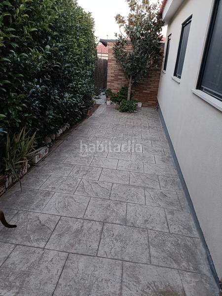 Foto 28ca106a-73a2-4f2b-9133-2c13eedba488. Casa amb calefacció piscina a Zona Industrial Rubí