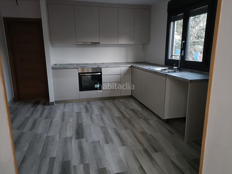 Foto 8eb7417f-1143-492c-be9e-7f83e84e9a65. Casa amb calefacció piscina a Zona Industrial Rubí