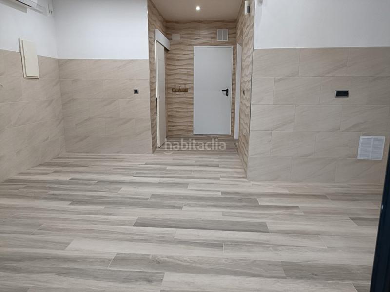 Foto 9e0a8895-1aef-4791-8f7d-780373c8060f. Casa amb calefacció piscina a Zona Industrial Rubí