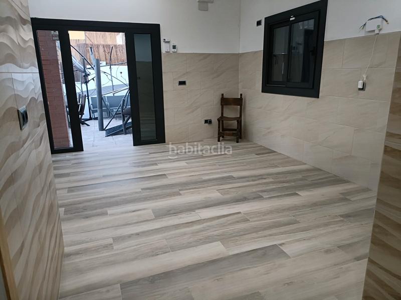 Foto b235c292-8b8e-422a-a2fd-9ccb77d1a642. Casa amb calefacció piscina a Zona Industrial Rubí