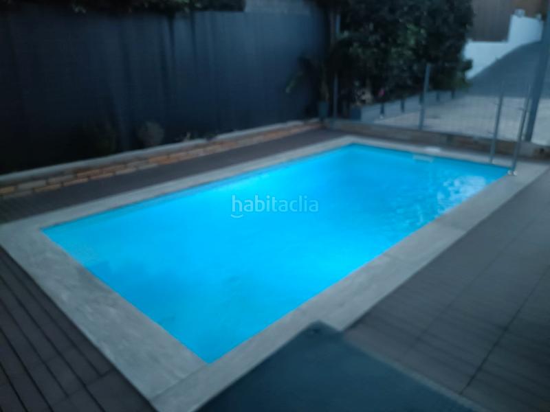 Foto b4e79f04-80f9-4fb0-8328-ad51b9a76004. Casa amb calefacció piscina a Zona Industrial Rubí