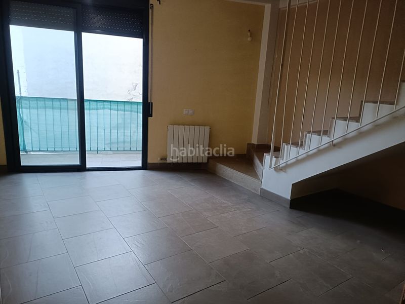 Foto fd117950-ad42-446d-ae25-abf0f4fad4fe. Dúplex amb calefacció aparcament a Ca n´Oriol Rubí